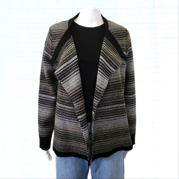 WOOLRICH Lambswool Cardigan Sweater Jacket Black/Grey/Cream Pattern Women's M - Picture 1 of 9